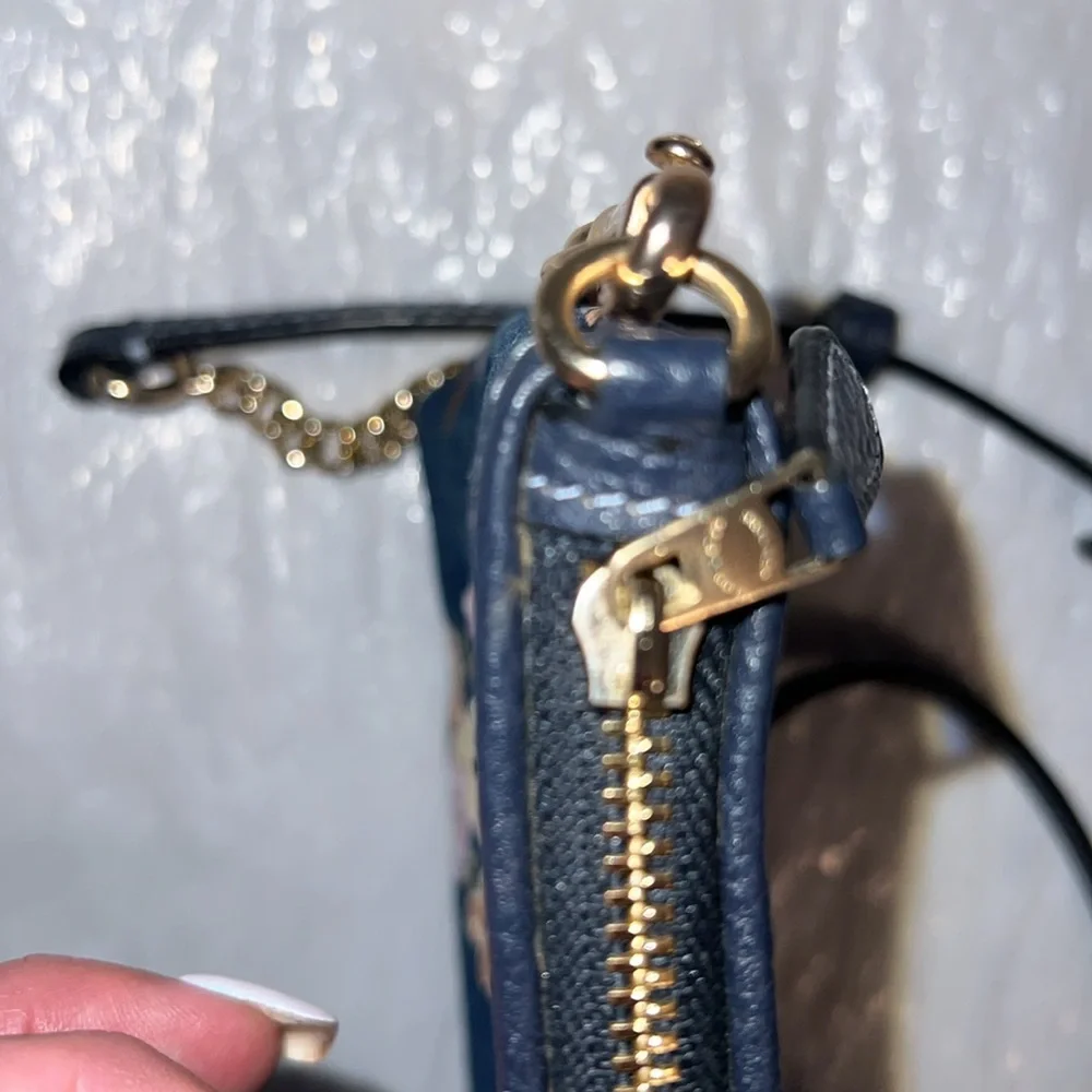 EUC Coach Floral Crossbody Bag - Blue - Picture 5 of 14